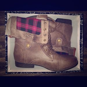 Brown Lumberjack Fold over Boots